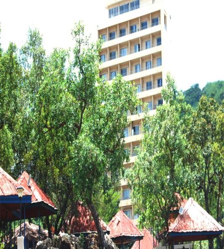 Oubangui-Hotel Our Rocks